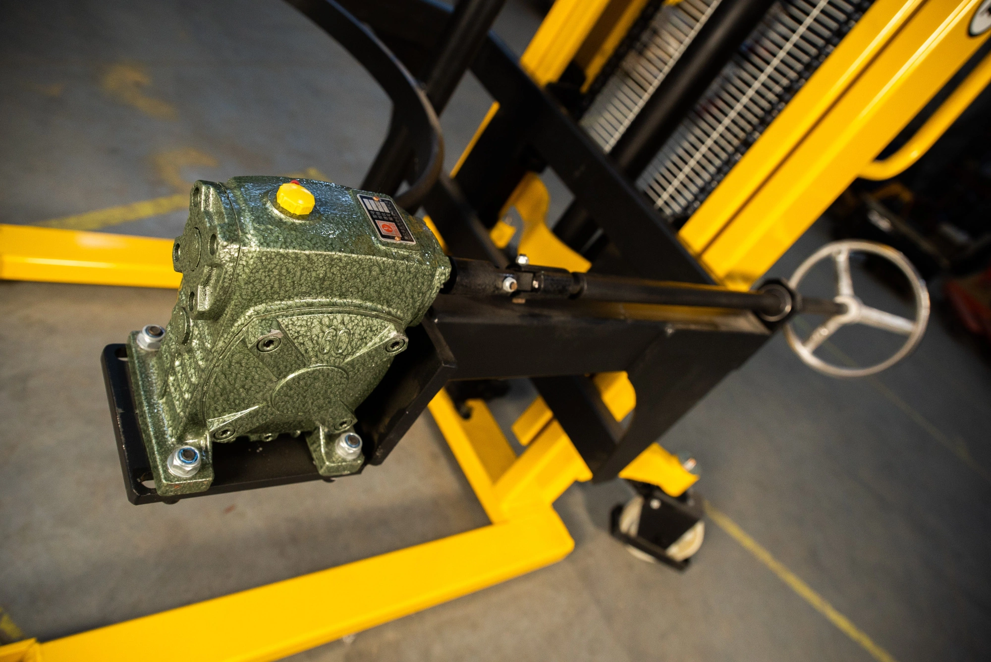 Штабелер-бочкокантователь гидравлический 0,5 т 2 м TOR WDS500-2000