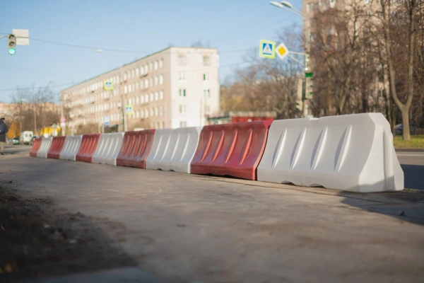 Дорожный блок 2000 белый